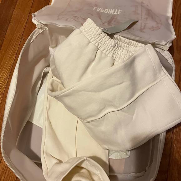 SALLY LAPOINTE Cream Ivory Sweatshirt Sweatpants Set Small NWT - Picture 4 of 6